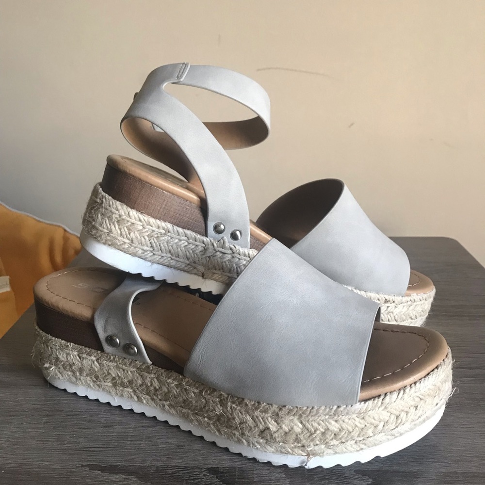 Platform- Espadrille Soda Sandals- Grey